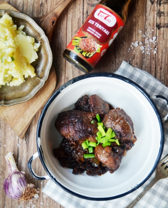 Policzki wieprzowe teriyaki